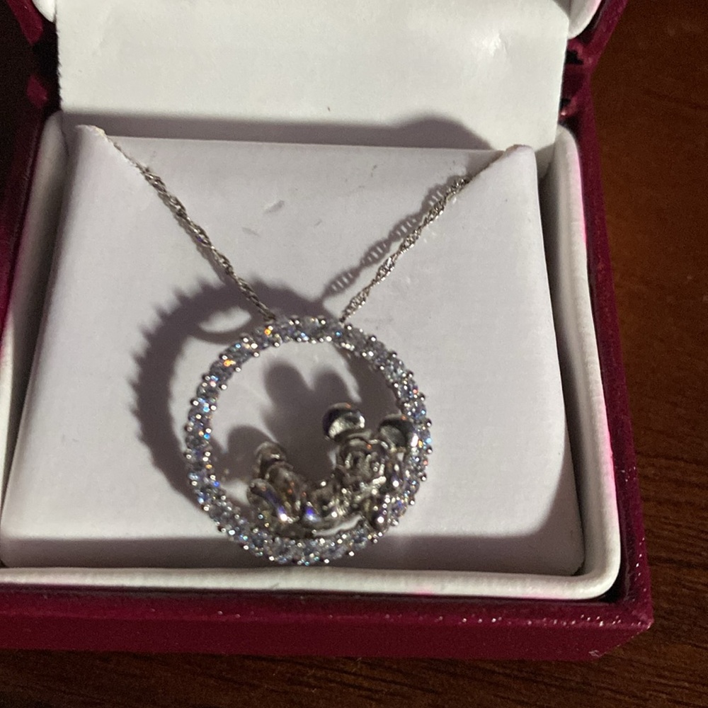 Mickey circle charm necklace - Picture 2 of 2